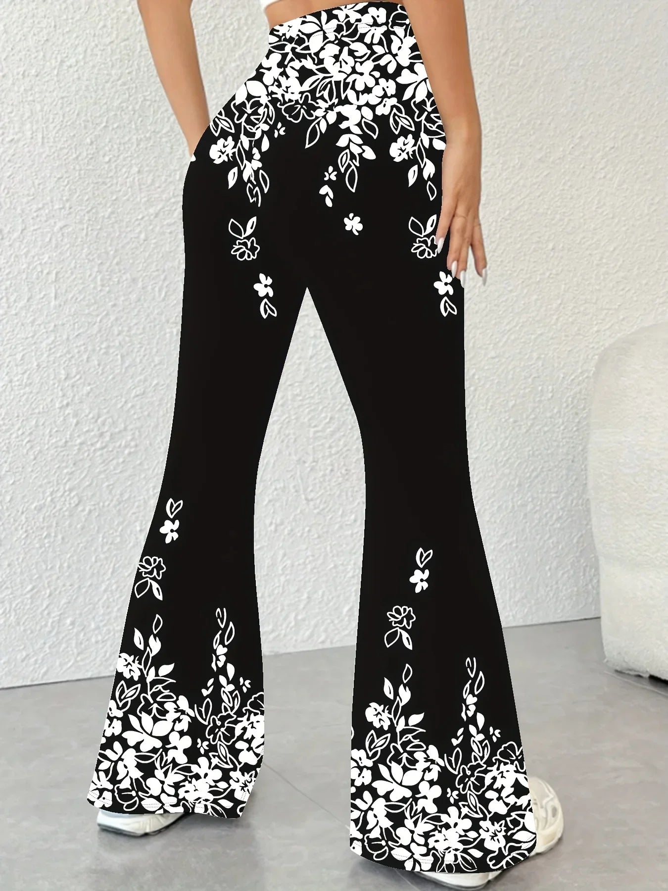 Women's High-Waisted Flared Pants with Black & White Floral Print - Stretchy Elastic Waistband, All-Season Machine Washable Trousers for Casual & Formal Wear - Elegant Women's Fashion, Cute Pants, Comfortable Clothing, Nontransparent Fabric, Versatile Bo