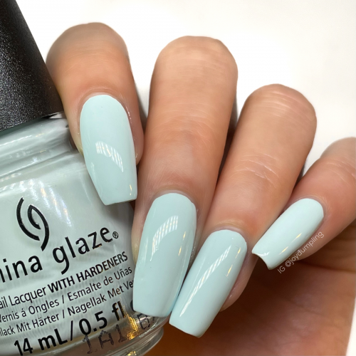 China Glaze - Live In the Mo-Mint