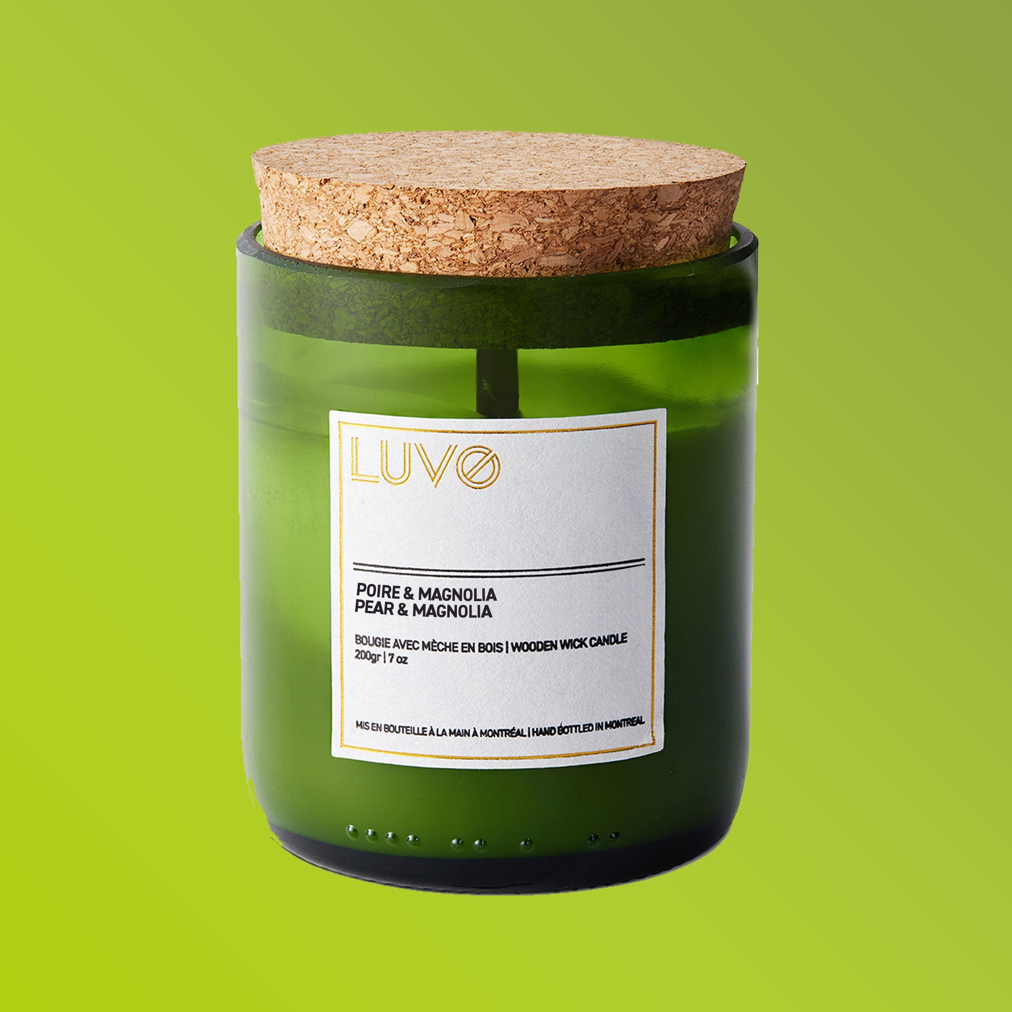 Pear & Magnolia Scented wooden wick candle