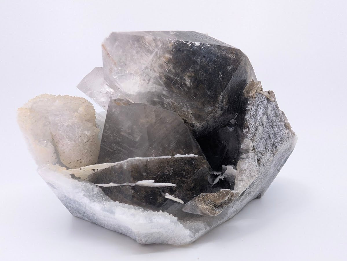 Dogtooth Calcite with Dendritic Inclusions and Sugar Sphalerite – Fujian, China
