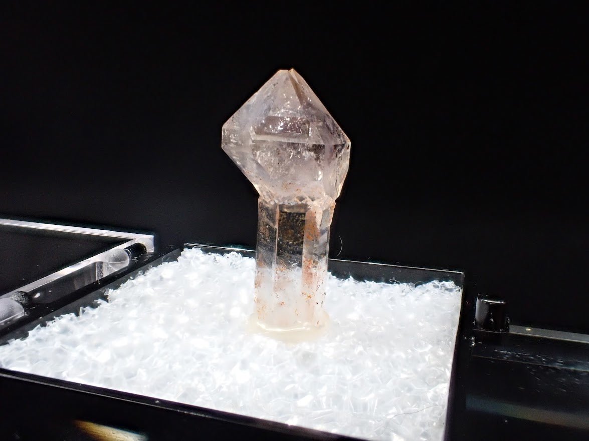Double-Terminated Amethyst Scepter – Goboboseb Mountains, Namibia – Micro Specimen (21mm)