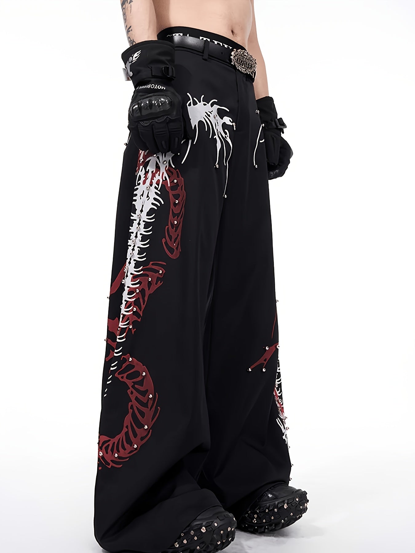 Women'S Y2K Style Black Cargo Pants with Red & White Dragon Print, Zipper Detail, and Black Gloves - Edgy Halloween Costume Pants for All Seasons, Halloween Costume Pants | Y2K Fashion Pants | Zipper Detail Pants, Gothic Tee, Gothic Gift Idea, Fancy Camo