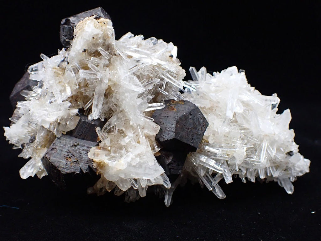 Large Black Pyrite & Quartz Cluster – Fengjiashan Mine (522g)