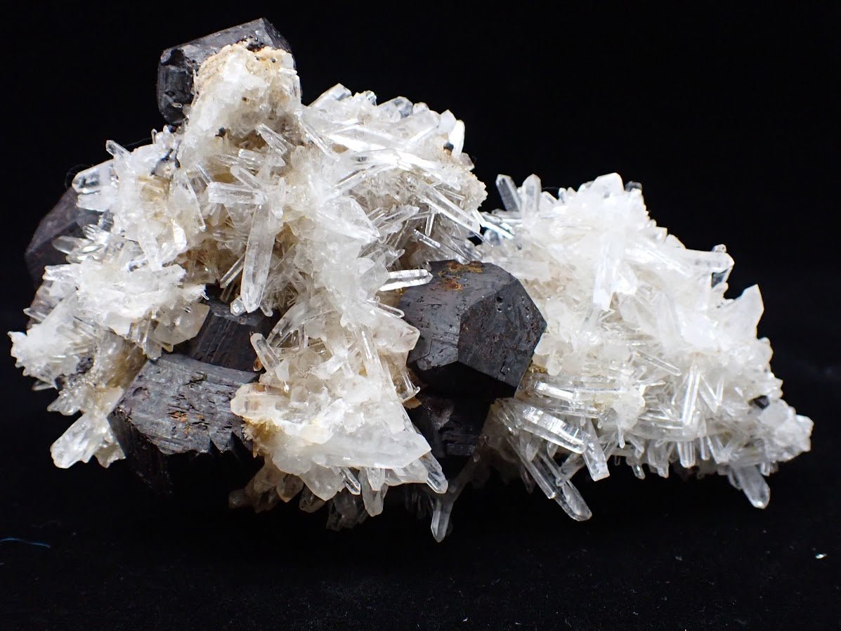 Large Black Pyrite & Quartz Cluster – Fengjiashan Mine (522g)