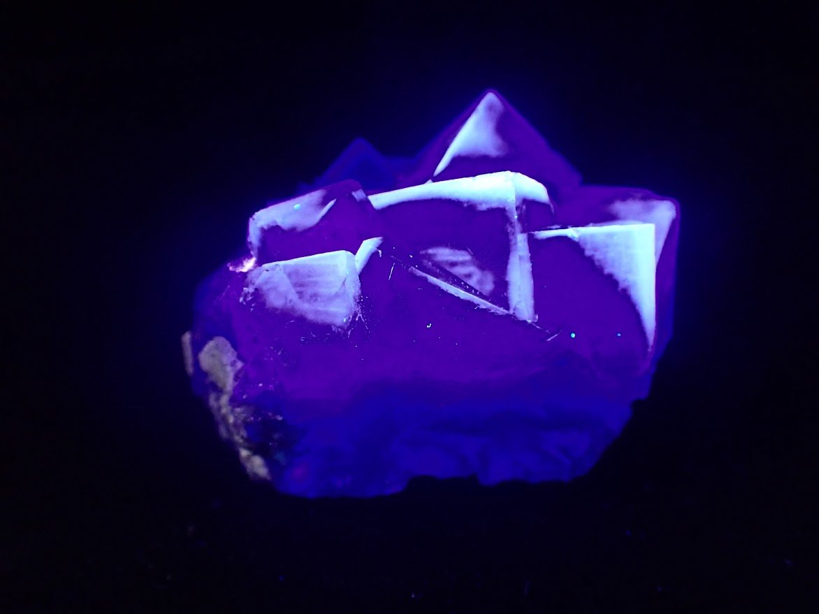 Purple Fluorite – Yindu, Inner Mongolia UV-Active Crystal