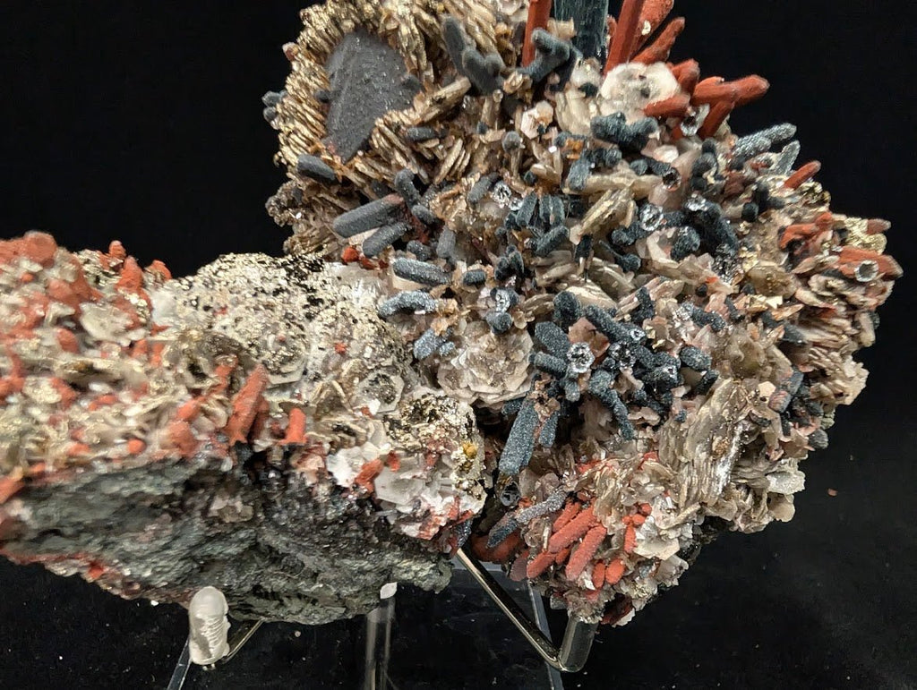 Red Hematite & Quartz with Pyrite – UV Reactive