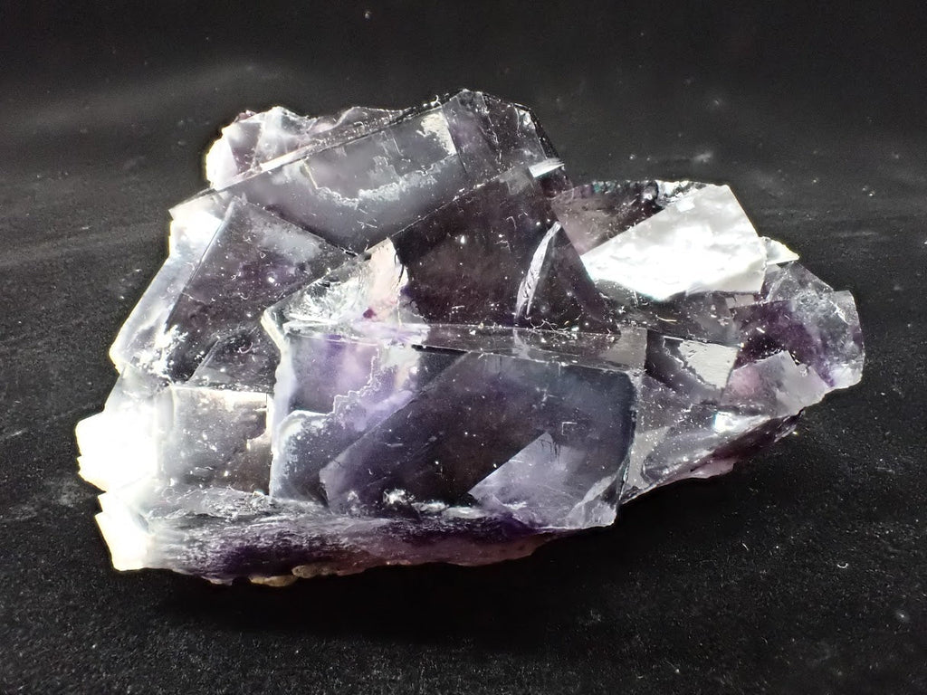 Yindu Fluorite with Deep Violet Cubes and UV Fluorescence – Yindu Mine, Inner Mongolia, China